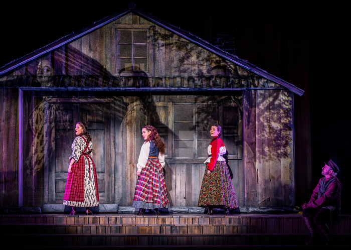 Photos & Video: First Look at FIDDLER ON THE ROOF at Drury Lane Theatre Image