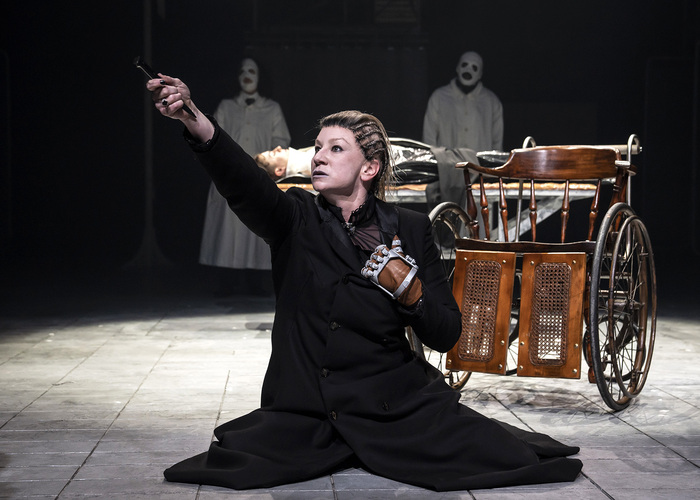 Photos: Chicago Shakespeare Theater Presents William Shakespeare's RICHARD III Image