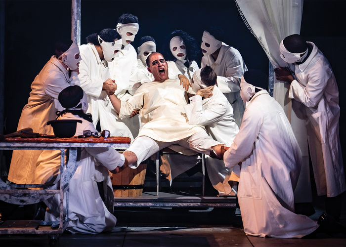 Photos: Chicago Shakespeare Theater Presents William Shakespeare's RICHARD III Image