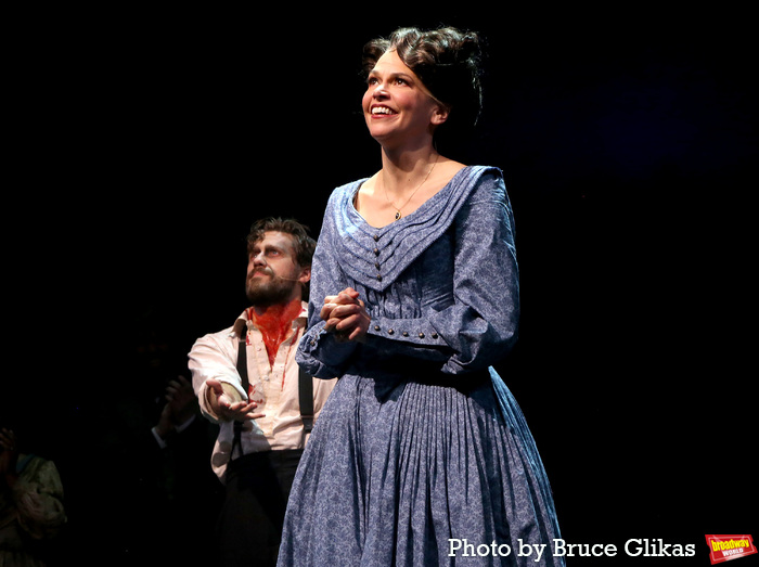 Photos: Aaron Tveit & Sutton Foster Take Their First Bows in SWEENEY TODD Image