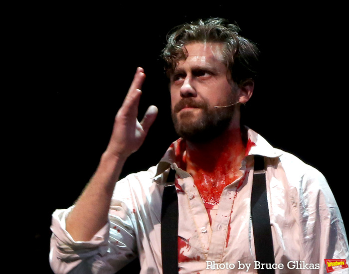 Photos: Aaron Tveit & Sutton Foster Take Their First Bows in SWEENEY TODD Image