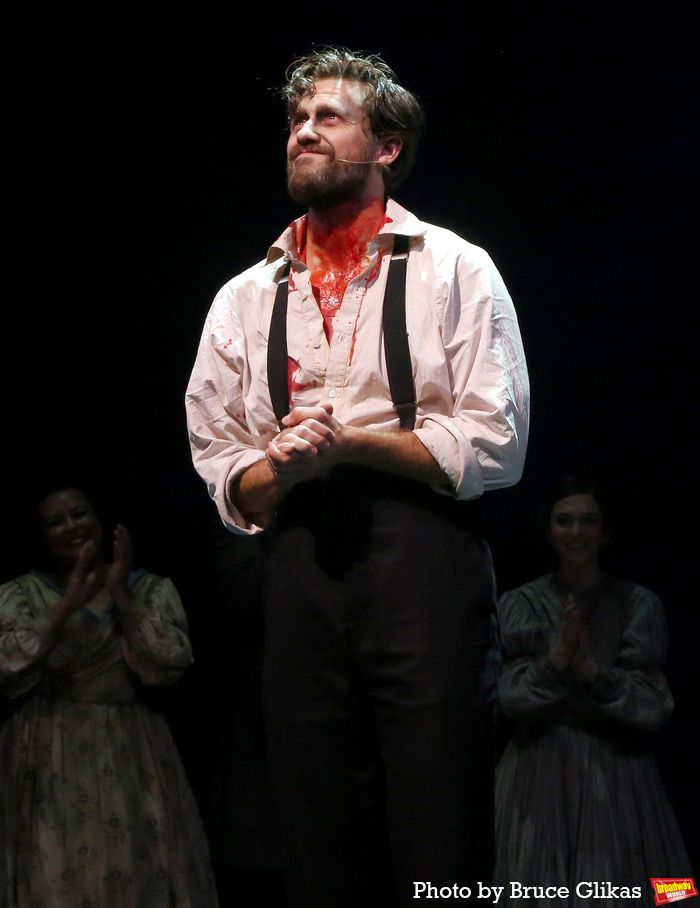 Photos: Aaron Tveit & Sutton Foster Take Their First Bows in SWEENEY TODD Image