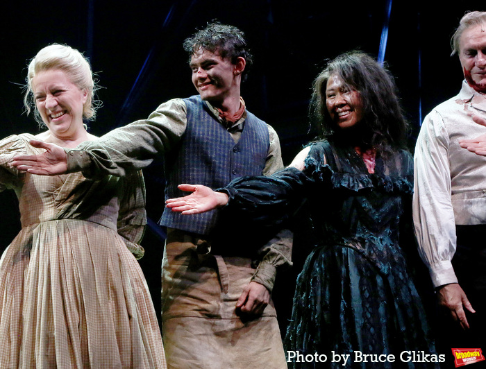 Photos: Aaron Tveit & Sutton Foster Take Their First Bows in SWEENEY TODD Image