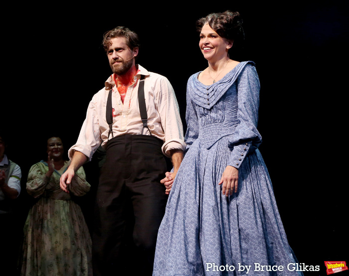 Photos: Aaron Tveit & Sutton Foster Take Their First Bows in SWEENEY TODD Image