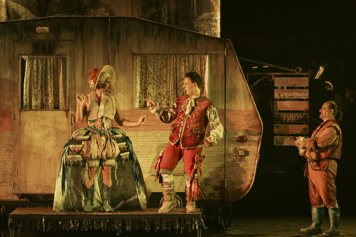 Review: CANDIDE at Palais Theatre 