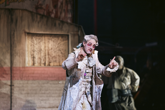 Review: CANDIDE at Palais Theatre Image