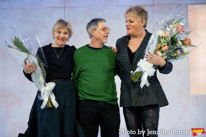 Photos: Eddie Izzard Takes Opening Night Bows in HAMLET Image