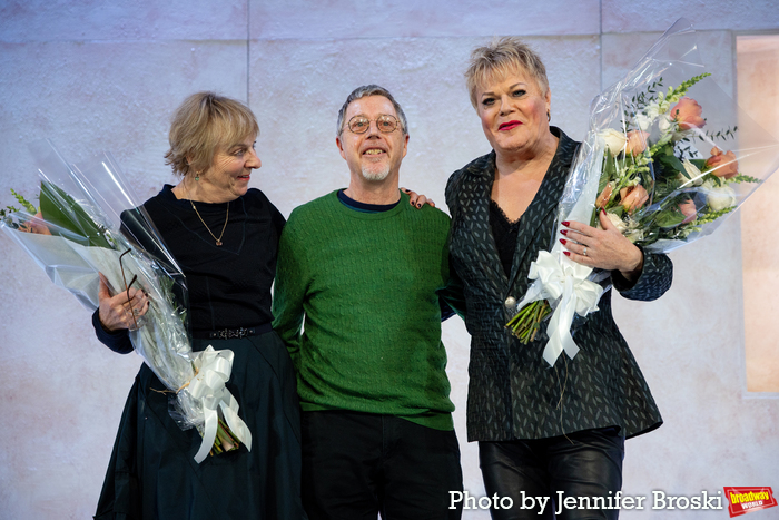 Photos: Eddie Izzard Takes Opening Night Bows in HAMLET Image