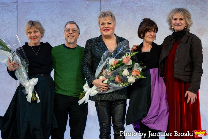 Photos: Eddie Izzard Takes Opening Night Bows in HAMLET Image