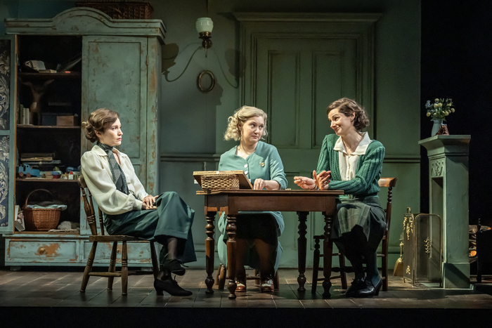 Photos: First Look At DEAR OCTOPUS At The National Theatre Image