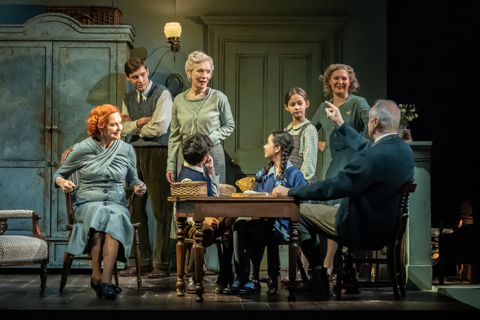 Photos: First Look At DEAR OCTOPUS At The National Theatre Image
