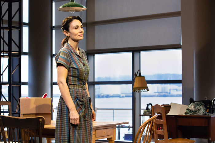 Photos: Get a First Look at Long Wharf Theatre's Site-Specific A VIEW FROM THE BRIDGE Image