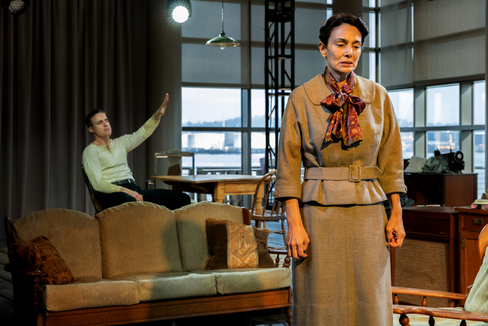Photos: Get a First Look at Long Wharf Theatre's Site-Specific A VIEW FROM THE BRIDGE Image