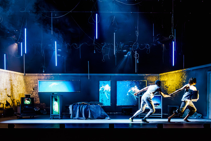 Photos: First Look At FRANKENSTEIN At Leeds Playhouse Image