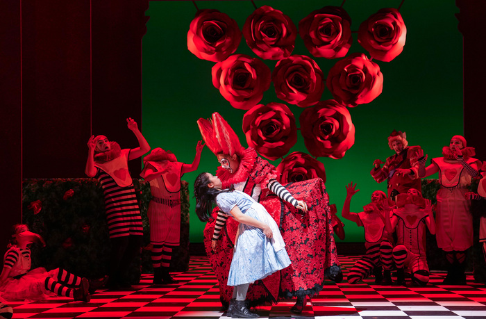 Photos: First Look at Children's Theatre Company's ALICE IN WONDERLAND Image