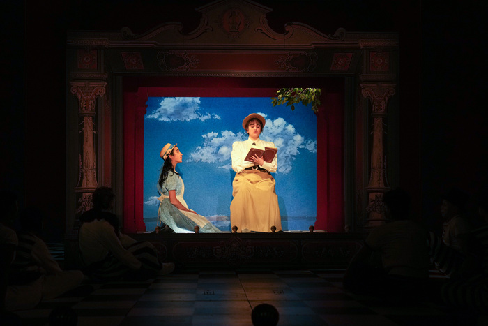 Photos: First Look at Children's Theatre Company's ALICE IN WONDERLAND Image