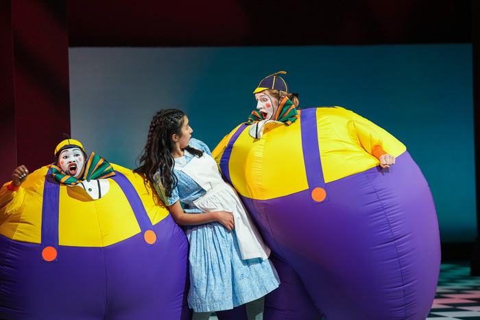 Photos: First Look at Children's Theatre Company's ALICE IN WONDERLAND Image