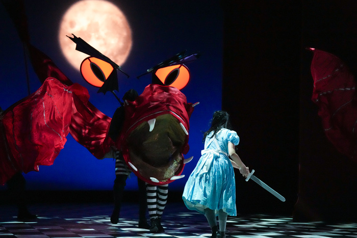 Photos: First Look at Children's Theatre Company's ALICE IN WONDERLAND Image