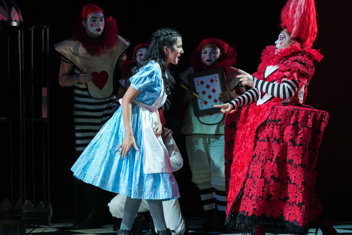 Photos: First Look at Children's Theatre Company's ALICE IN WONDERLAND Image