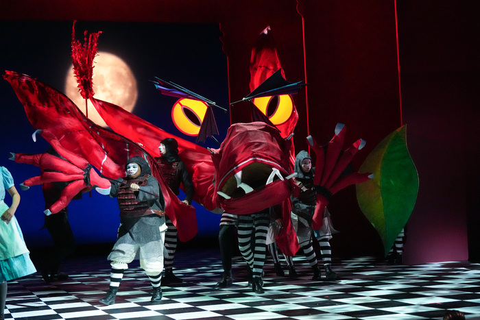 Photos: First Look at Children's Theatre Company's ALICE IN WONDERLAND Image