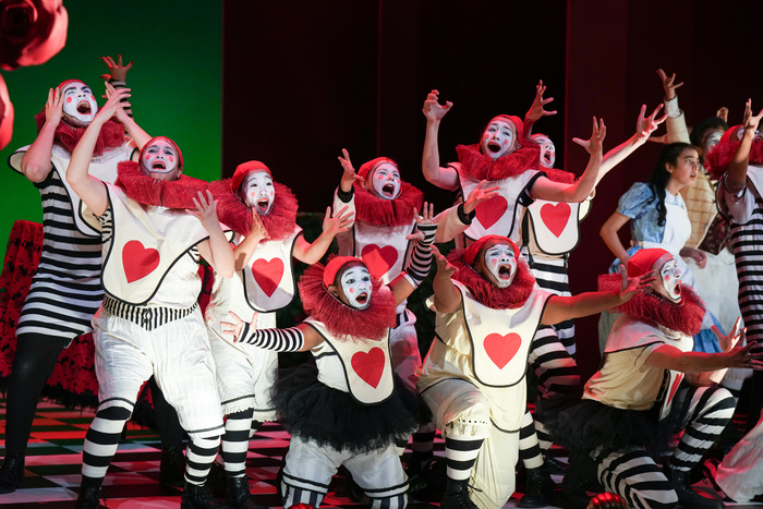 Photos: First Look at Children's Theatre Company's ALICE IN WONDERLAND Image