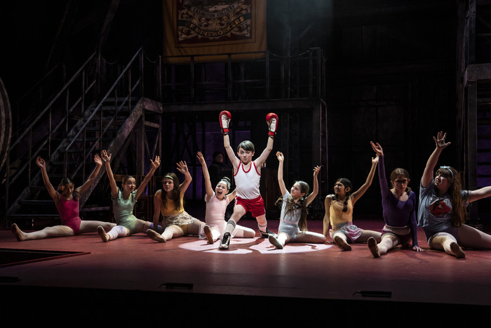 Photos: First Look at BILLY ELLIOT at Paramount Theatre Image