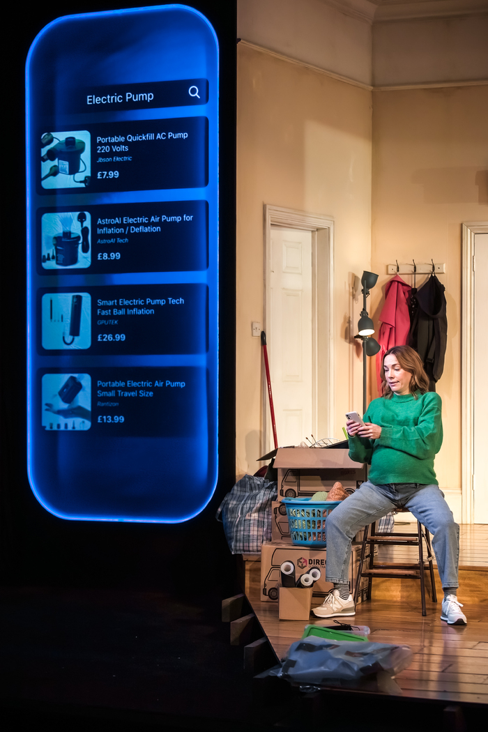 Photos: First Look at ONE LAST PUSH at Salisbury Playhouse Image