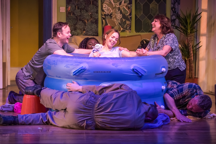 Photos: First Look at ONE LAST PUSH at Salisbury Playhouse Image