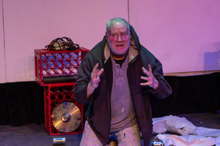 Photos: First Look at New Herring Productions' THE NIGHT BEFORE THE NIGHT BEFORE CHRISTMAS Image