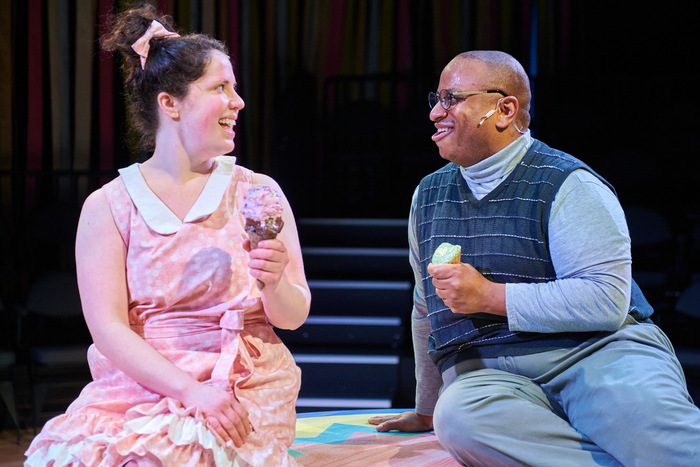 Photos: First Look At ELEPHANT AND PIGGIE'S 'WE ARE IN A PLAY!' At First Stage Image