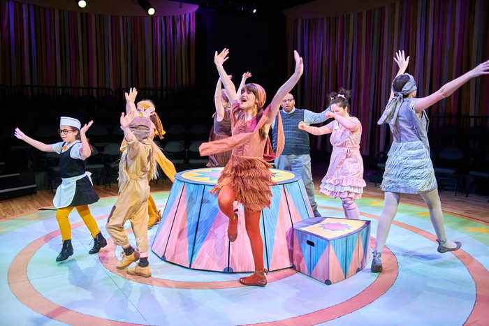 Photos: First Look At ELEPHANT AND PIGGIE'S 'WE ARE IN A PLAY!' At First Stage Image
