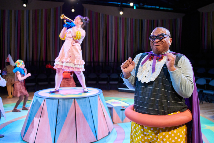 Photos: First Look At ELEPHANT AND PIGGIE'S 'WE ARE IN A PLAY!' At First Stage Image