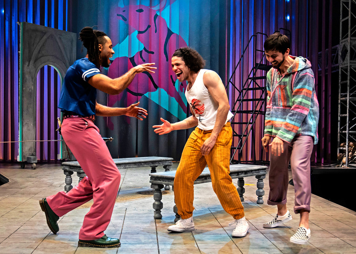 Photos: First Look at SHORT SHAKESPEARE! ROMEO AND JULIET at Chicago Shakespeare Theater 