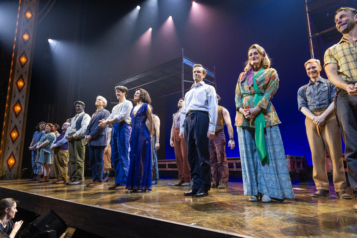 Photos & Video: Inside WATER FOR ELEPHANTS' First Preview Curtain Call Image