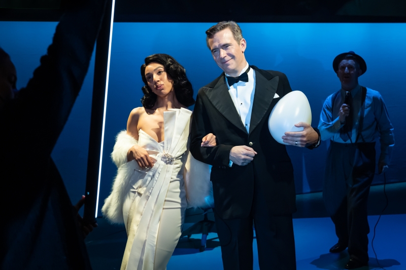 Review: THE HUMAN BODY, Donmar Warehouse Image