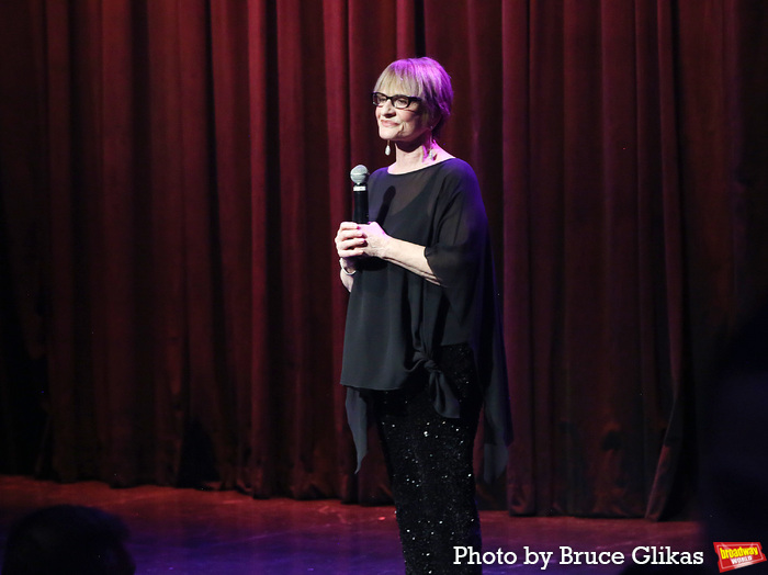 Photos: Vineyard Theatre's Annual Gala Honors Jesse Tyler Ferguson Image