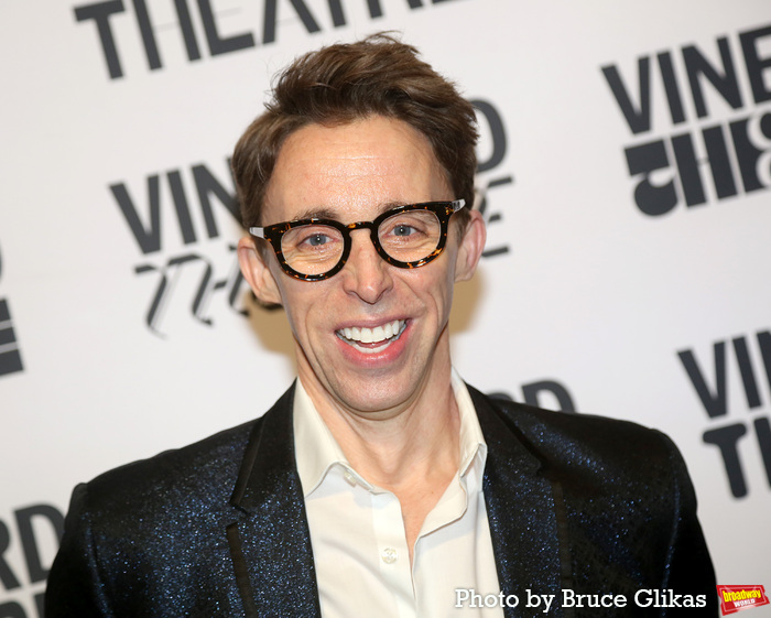 Photos: Vineyard Theatre's Annual Gala Honors Jesse Tyler Ferguson Image