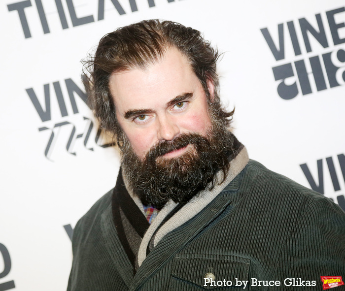 Photos: Vineyard Theatre's Annual Gala Honors Jesse Tyler Ferguson Image