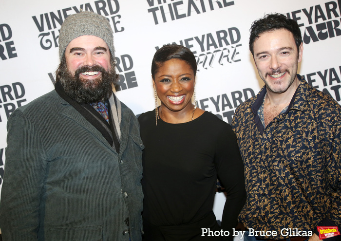 Photos: Vineyard Theatre's Annual Gala Honors Jesse Tyler Ferguson Image
