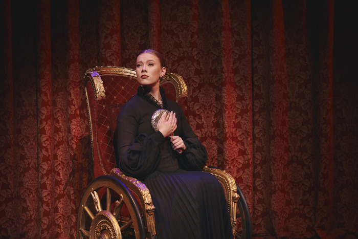 Photos: First Look at WICKED's New West End Cast Members Image