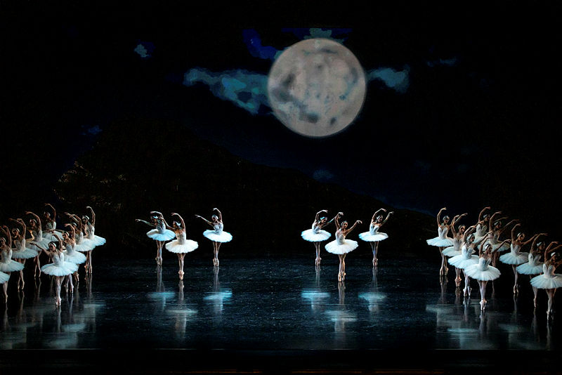 Review: SWAN LAKE at San Francisco Ballet 