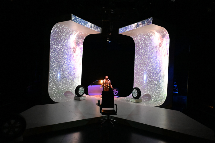 Photos: First Look At DIRTY WHITE TESLAS MAKE ME SAD At The Magic Theatre Image