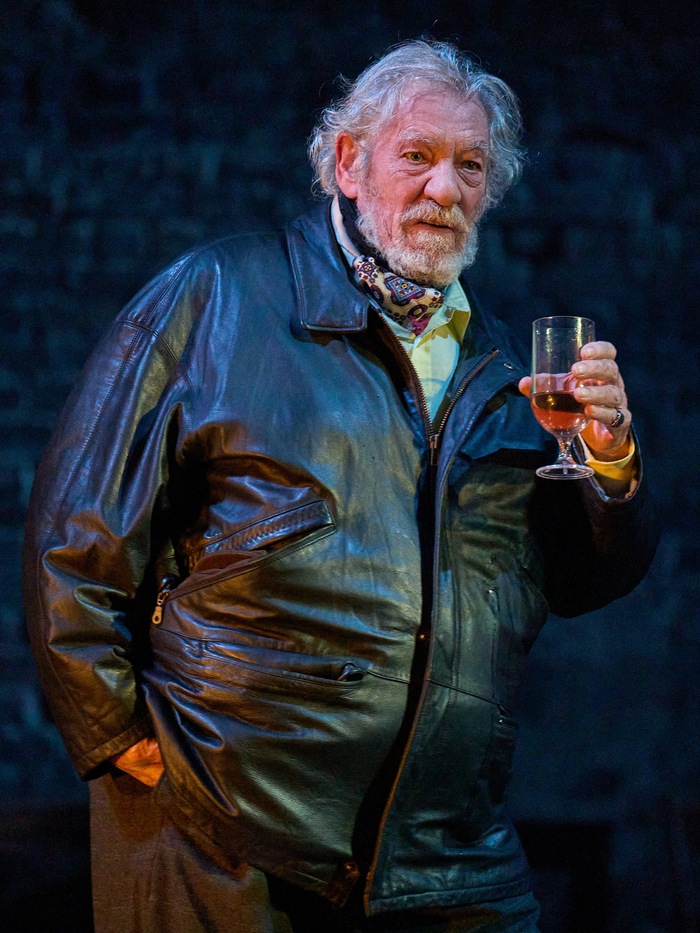 Photo: First Look at Ian McKellen as Falstaff in PLAYER KINGS Image