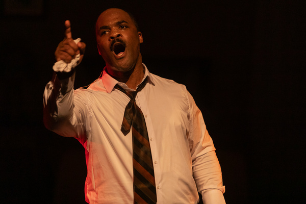 Photos: First Look At THE MOUNTAINTOP By Katori Hall At The Milburn Stone Theatre Image
