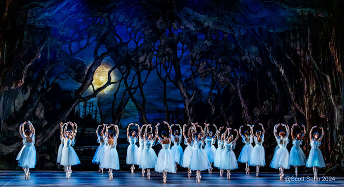 Review: GISELLE at The Academy Of Music Image