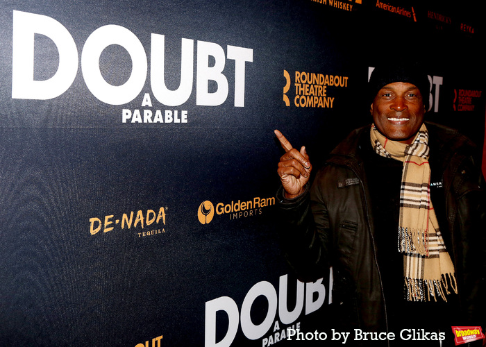 Photos: Eddie Redmayne, Gayle Rankin, and More Arrive at Opening Night of DOUBT Image