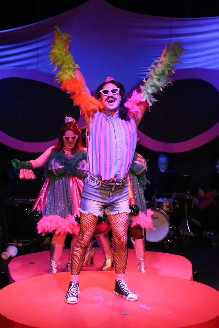 Photos: First Look New Line Theatre's SWEET POTATO QUEENS Image