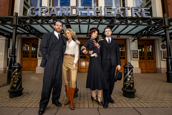 Photo: BONNIE & CLYDE Tour Opens At Wolverhampton Grand Theatre Image