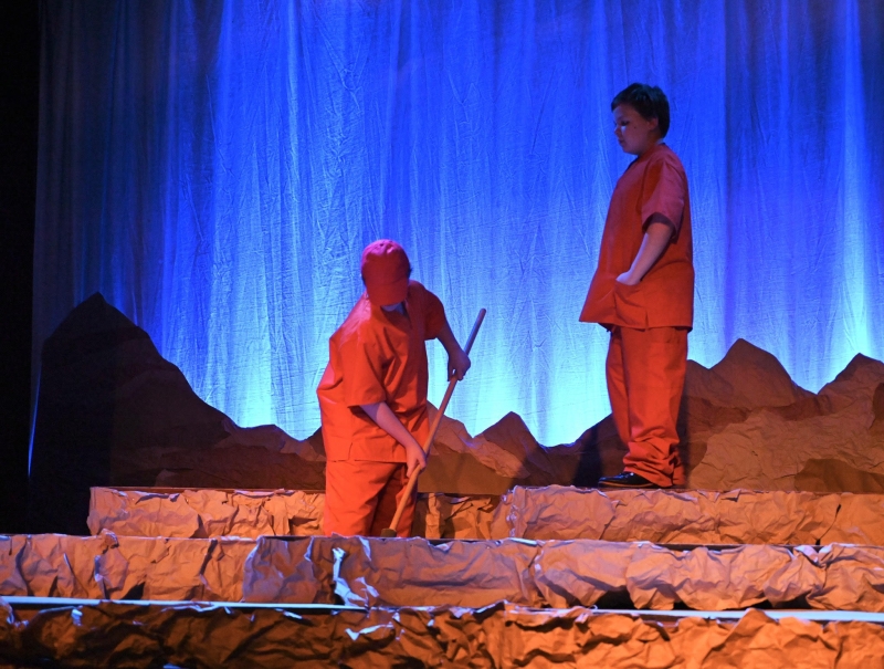 Review: HOLES at Silvermoon Children's Theatre 