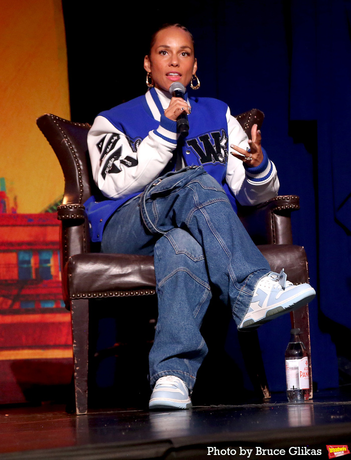 Photos: Alicia Keys & HELLS KITCHEN Company Get Ready for Broadway Image